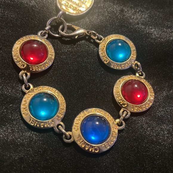 CHANEL Vintage Rhinestone 1980s Bracelet Gold Tone - Picture 2 of 6